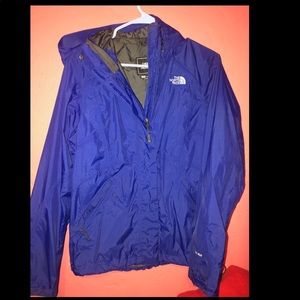 north face windbreaker
